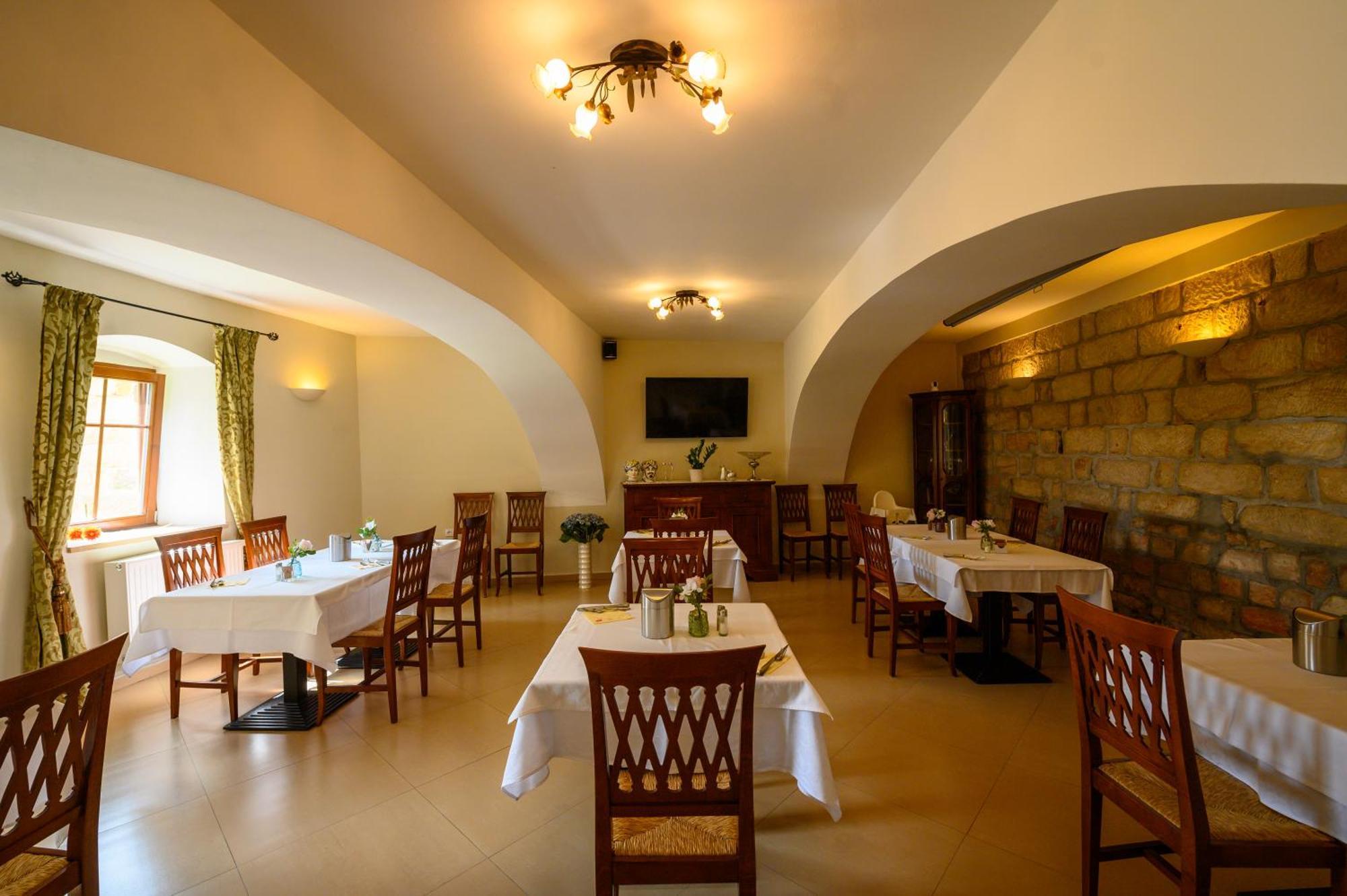 Hotel U Krale Jicin Ngoại thất bức ảnh