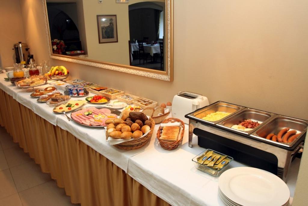 Hotel U Krale Jicin Ngoại thất bức ảnh